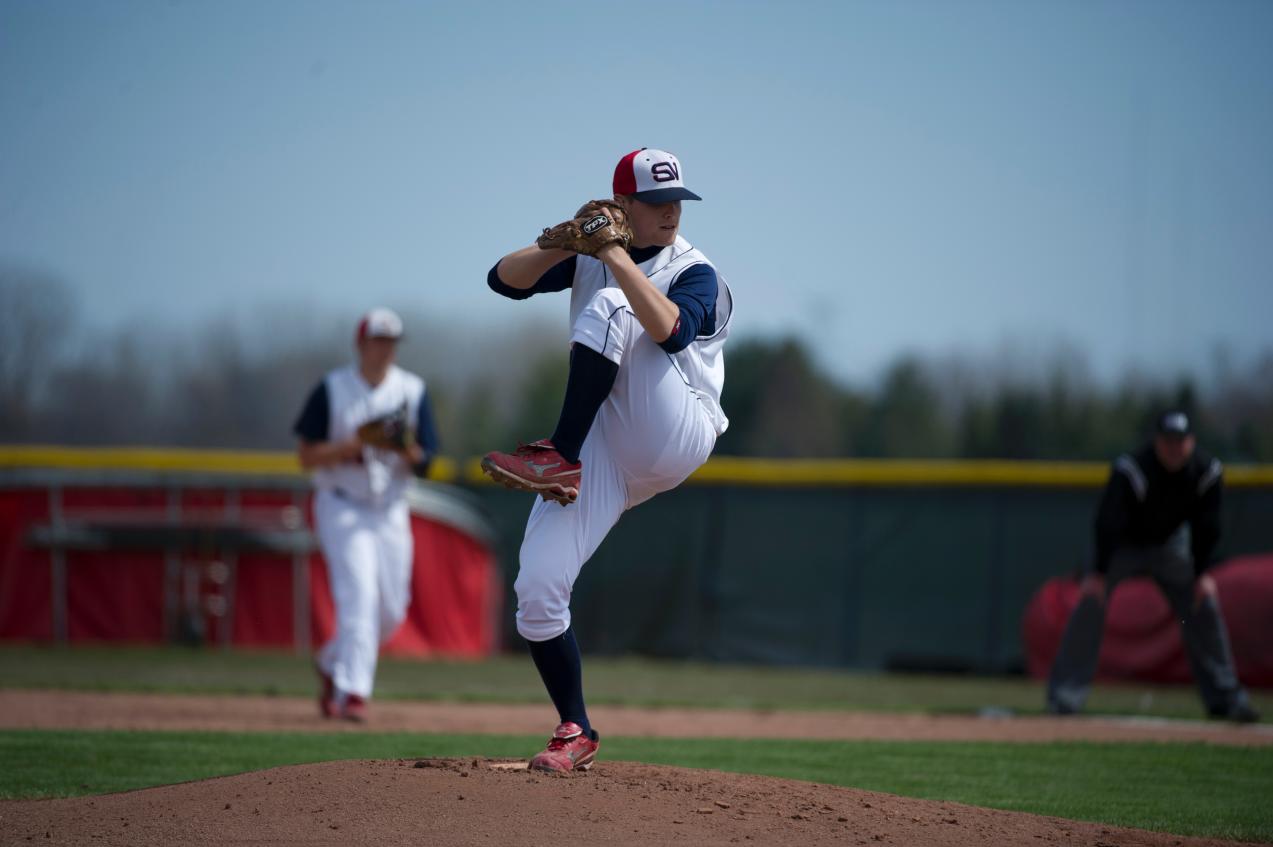 Cardinals Drop To Florida Southern, 4-3