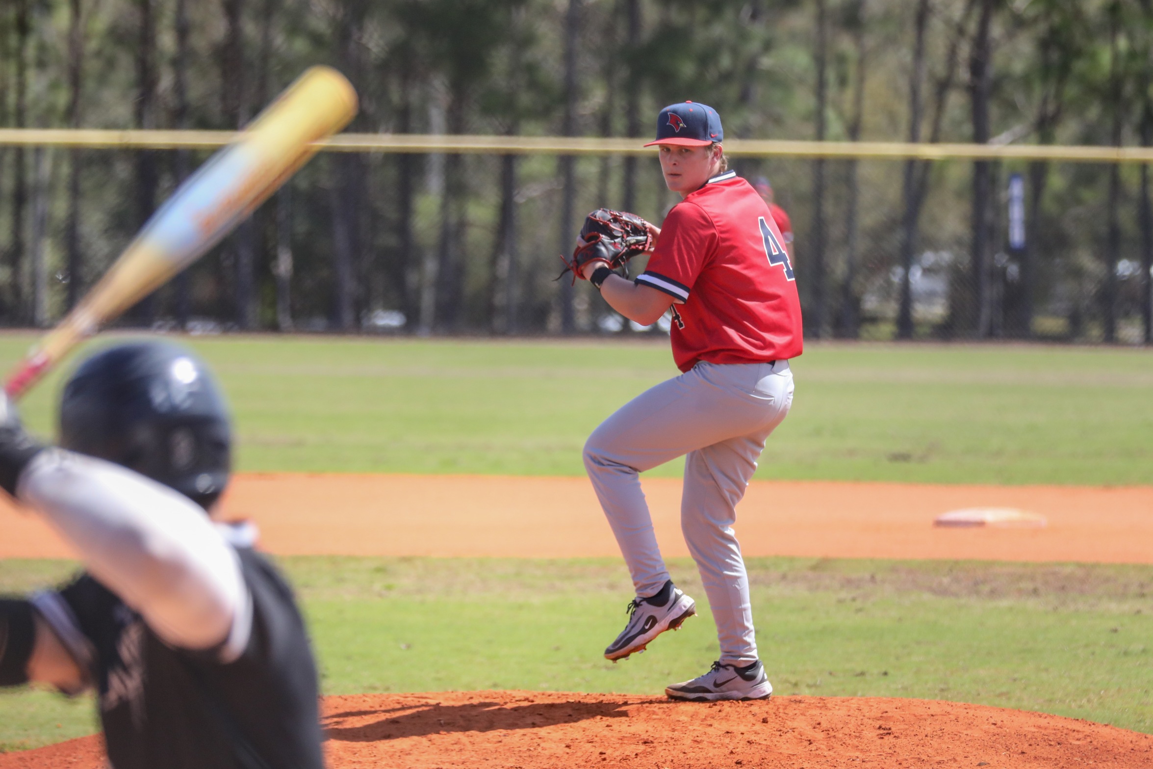 Sequin Leads Cardinals in Series Finale