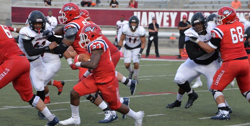 Cardinals Shutout Davenport, 33-0