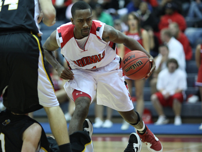 Men's Basketball Falls To Hillsdale, 84-76