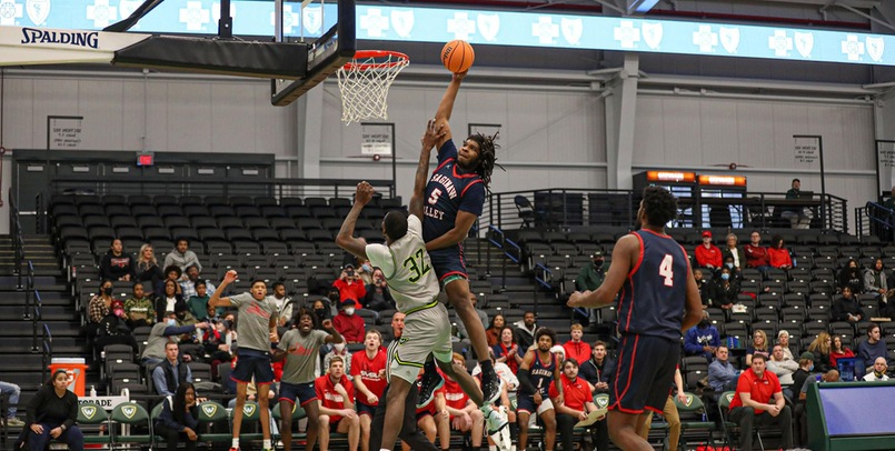 Cardinals take over in second half for 67-55 win over Warriors