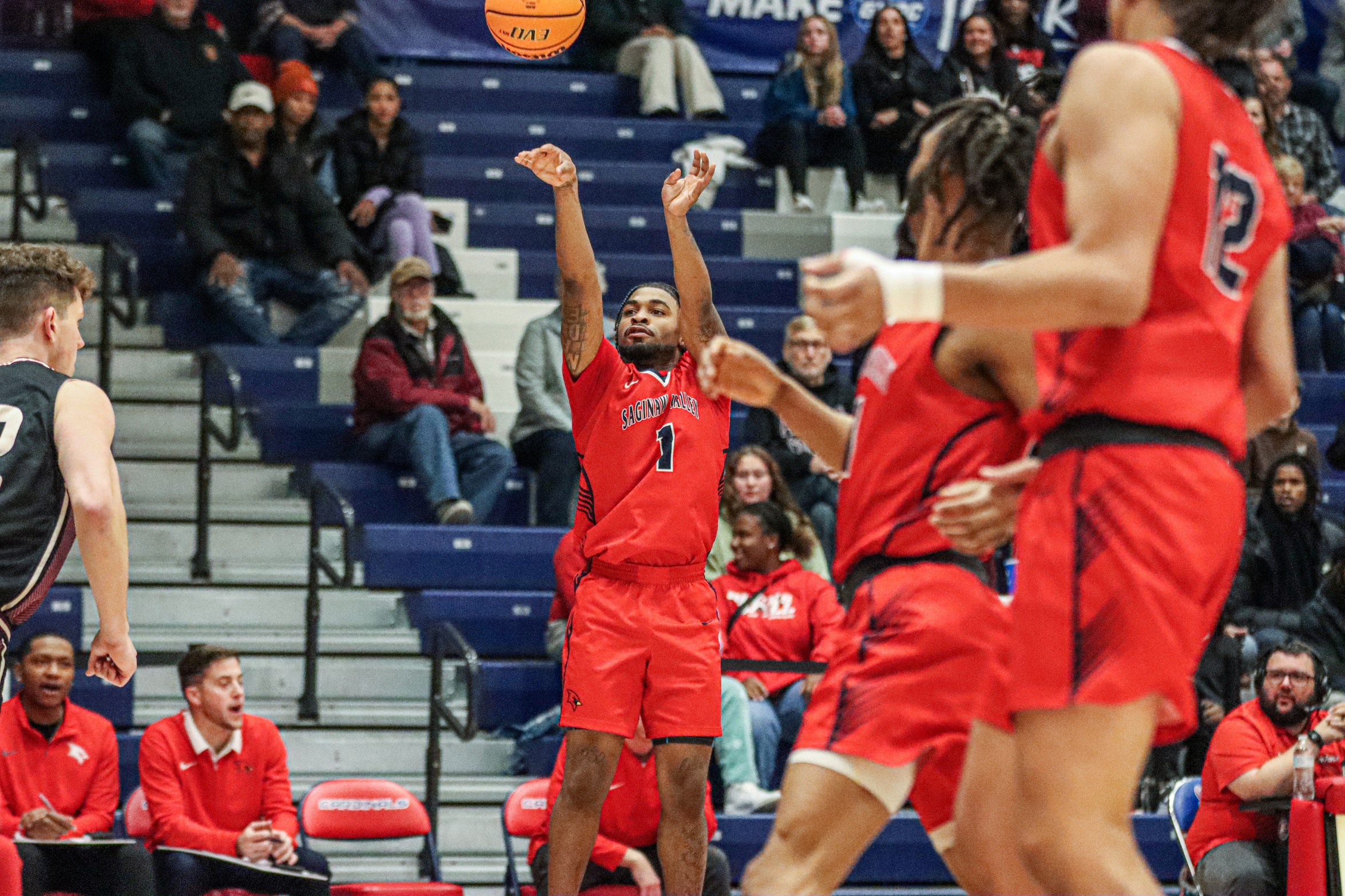Freddie McIntosh Scores Career-High 31 Points as Cardinals Start 1-0 in League Play