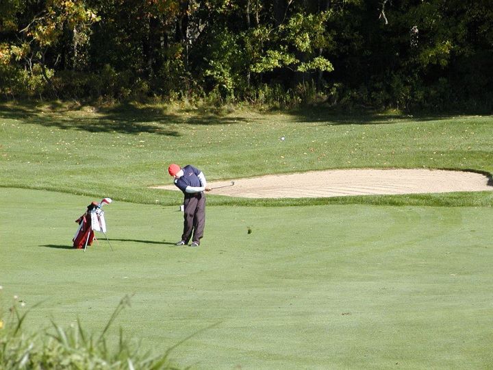 Cardinals Finish Seventh at Findlay, Skidmore Shoots 69