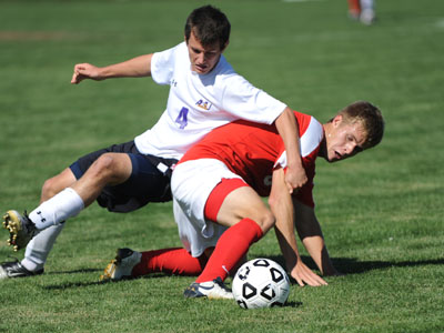 Cardinals Victorious Over Oilers, 2-1