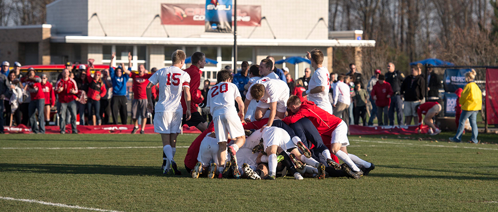 Cardinals Advance to Round of 16 with Shootout Win Over Quincy