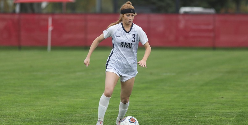 Late goal lifts No. 1 Lakers past Cardinals
