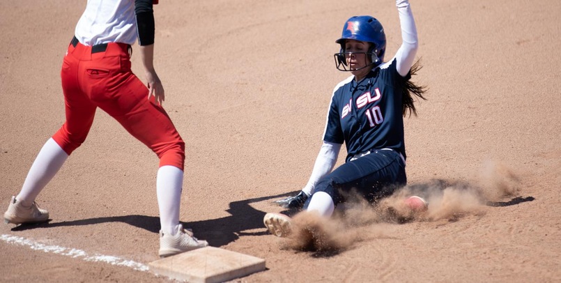 Cardinals open play in Florida with 6-4 win over Jennies