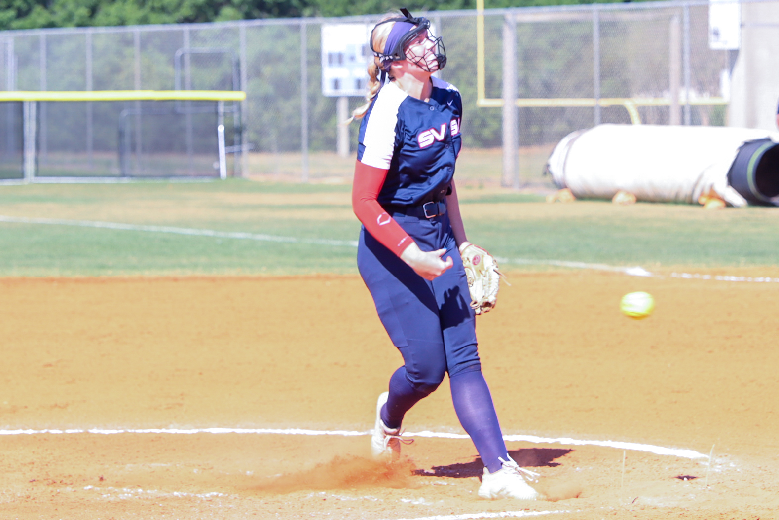 Softball Drops Two on First Day of Spring Break Trip