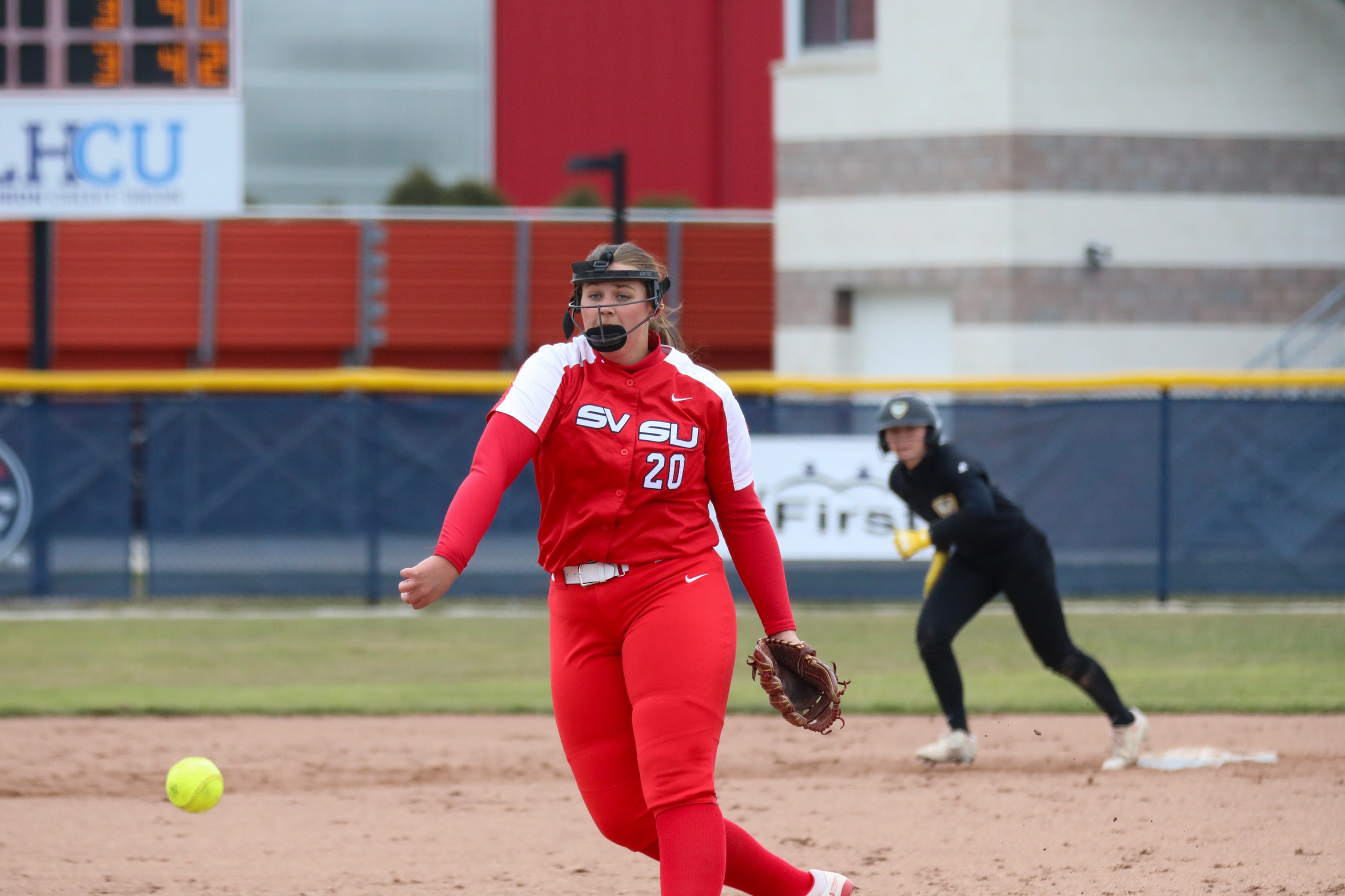 #24 Cardinal Softball Splits with PNW in Final Regular Season Doubleheader