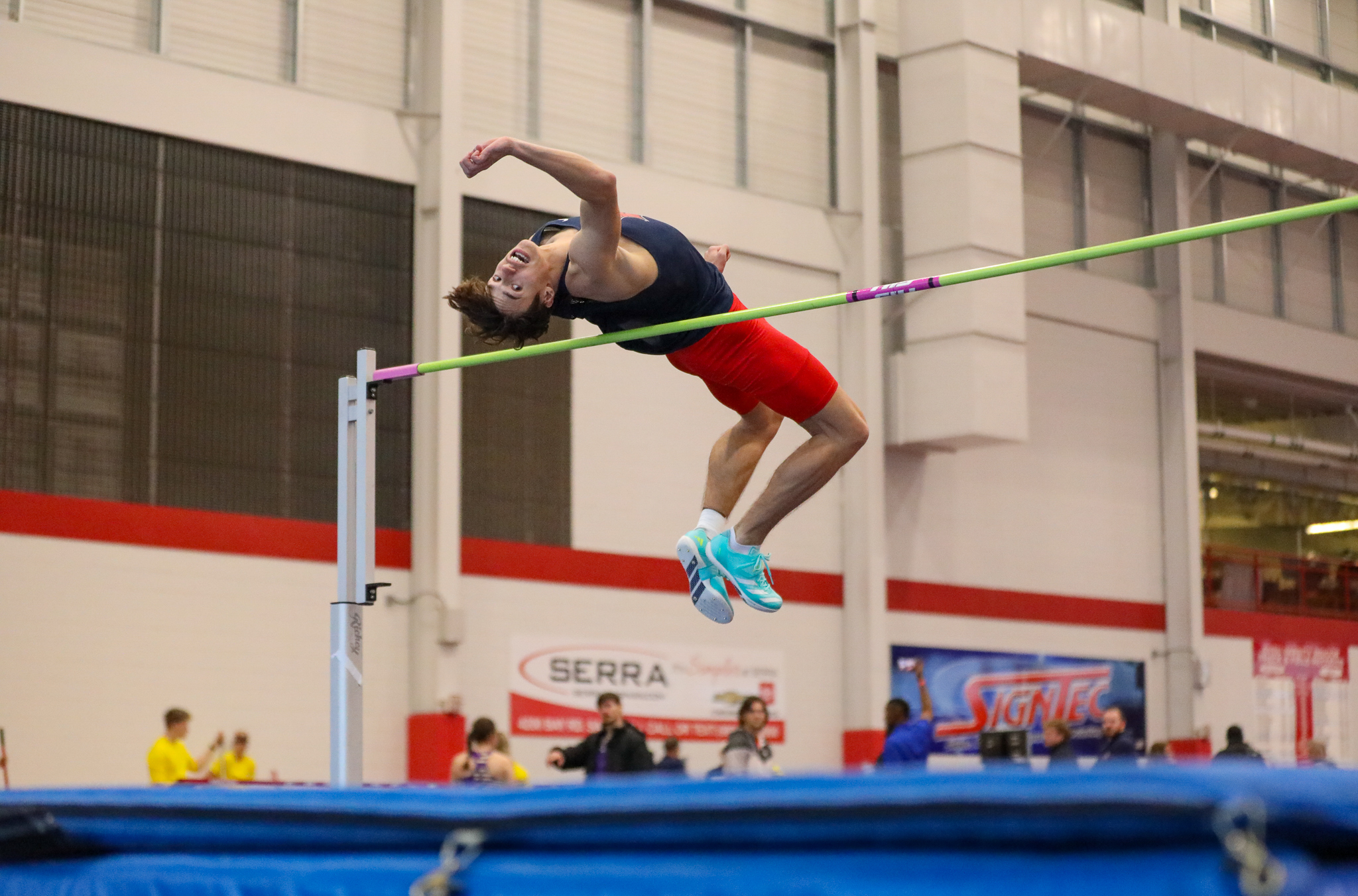 Cardinals Begin Indoor Season with a Strong Showing in the SVSU Holiday Open