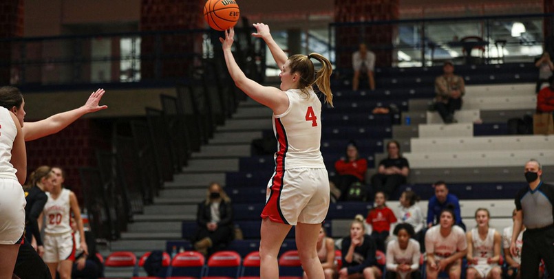 Cardinals never trail in 79-70 win over Huskies