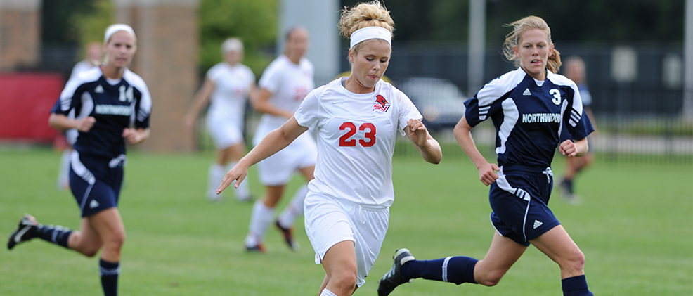 #22 Cardinals Tie with Bulldogs on the Road, 1-1