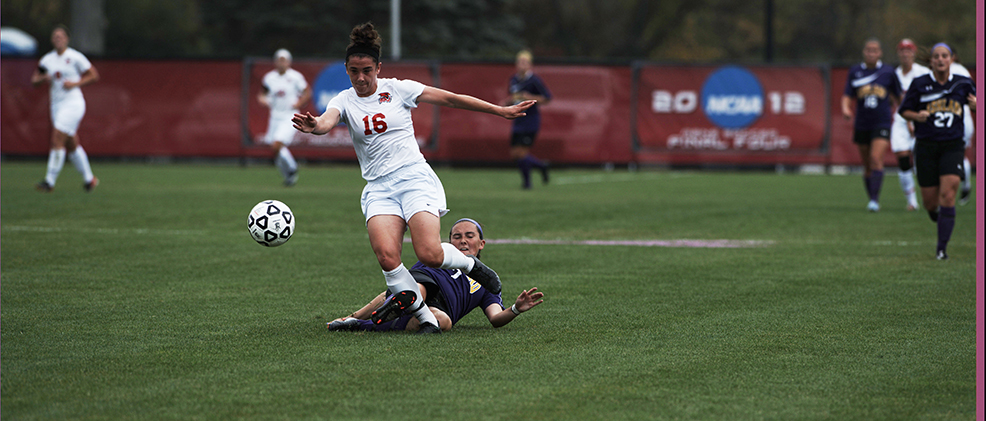 Women's Soccer Team Fights Weather, Takes Down Oilers 3-1