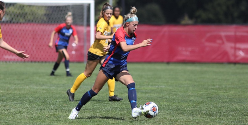 Cardinals hold off Hawks for 2-1 win