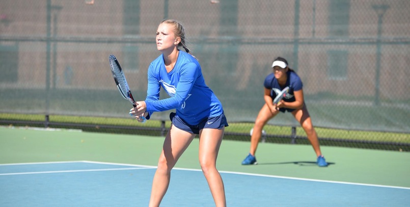Tennis drops home matchup to Michigan Tech, 6-1