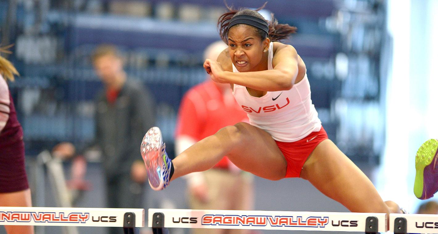 Women's Track & Field Competes in GVSU-SVSU Dual Meet