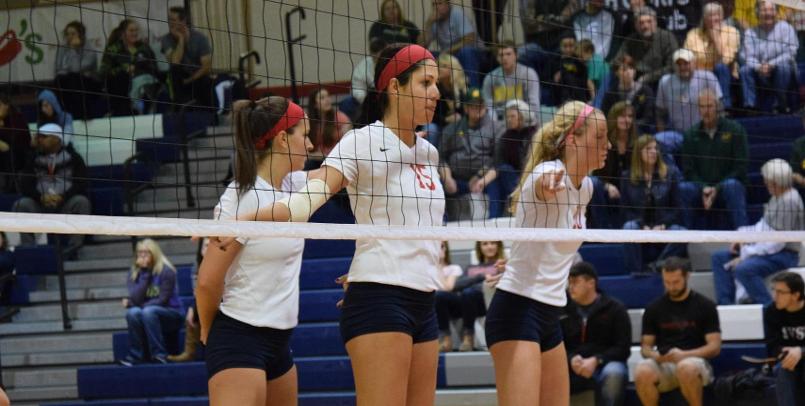 Cardinals Split on Day One at Point Loma Invitational