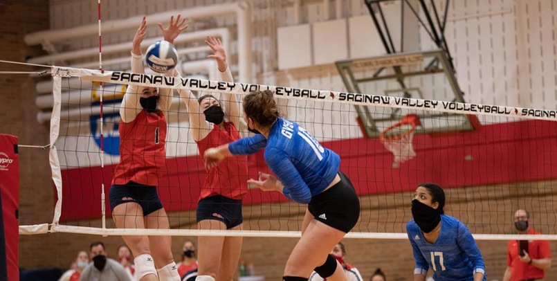 SVSU with 24 total blocks in five-set loss to GVSU
