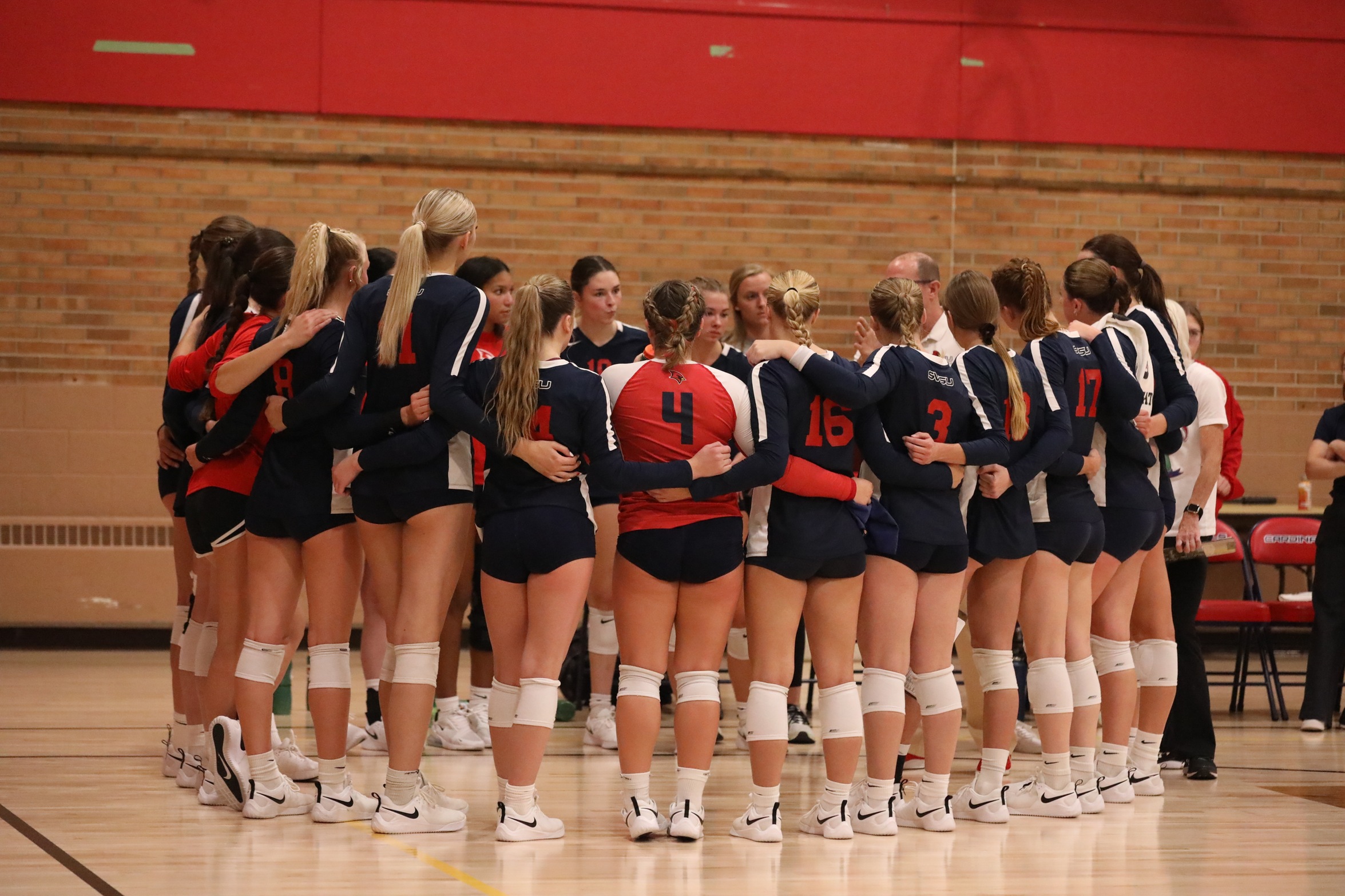 Cardinals Volleyball Loses Heartbreaker in Five-Set Thriller